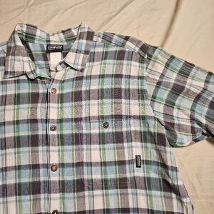 Patagonia Men's L A/C Shirt Blue Green Plaid Organic Cotton Short Sleeve Button